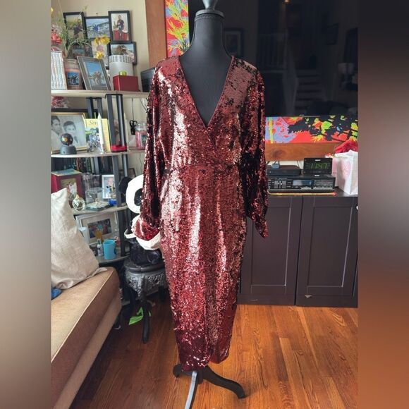 Ted Baker Evening Dress 'EMALEEE' in Carmine Red in size 2 - Picture 3 of 16